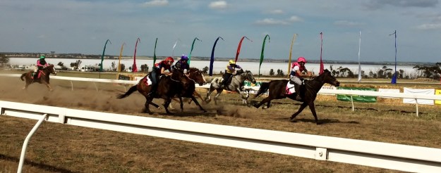 Kulin 2015 Leo on Honky Tonk - In The Pink!